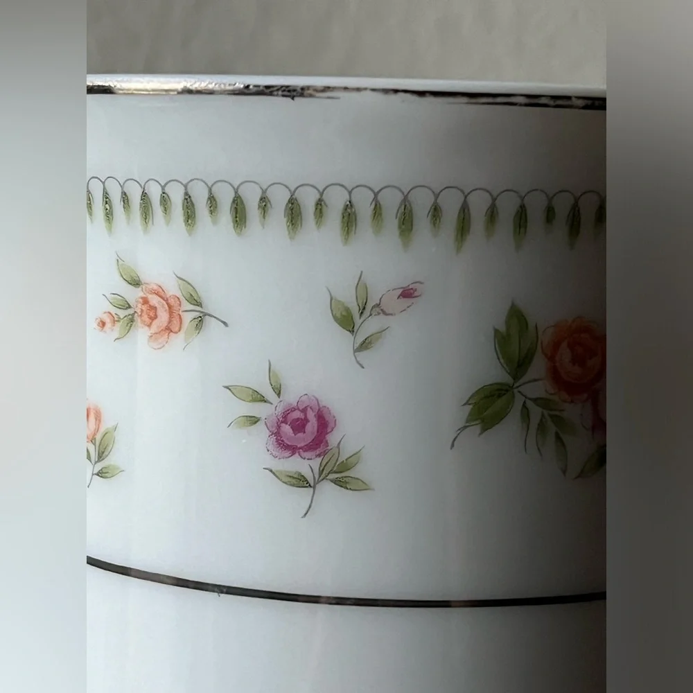 ABINGDON 💐Fine Porcelain China Footed Coffee Cup